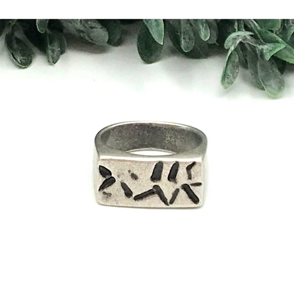 Silver tone Geometric Ring With Abstract Engraved Design size 10.5 by ZARA